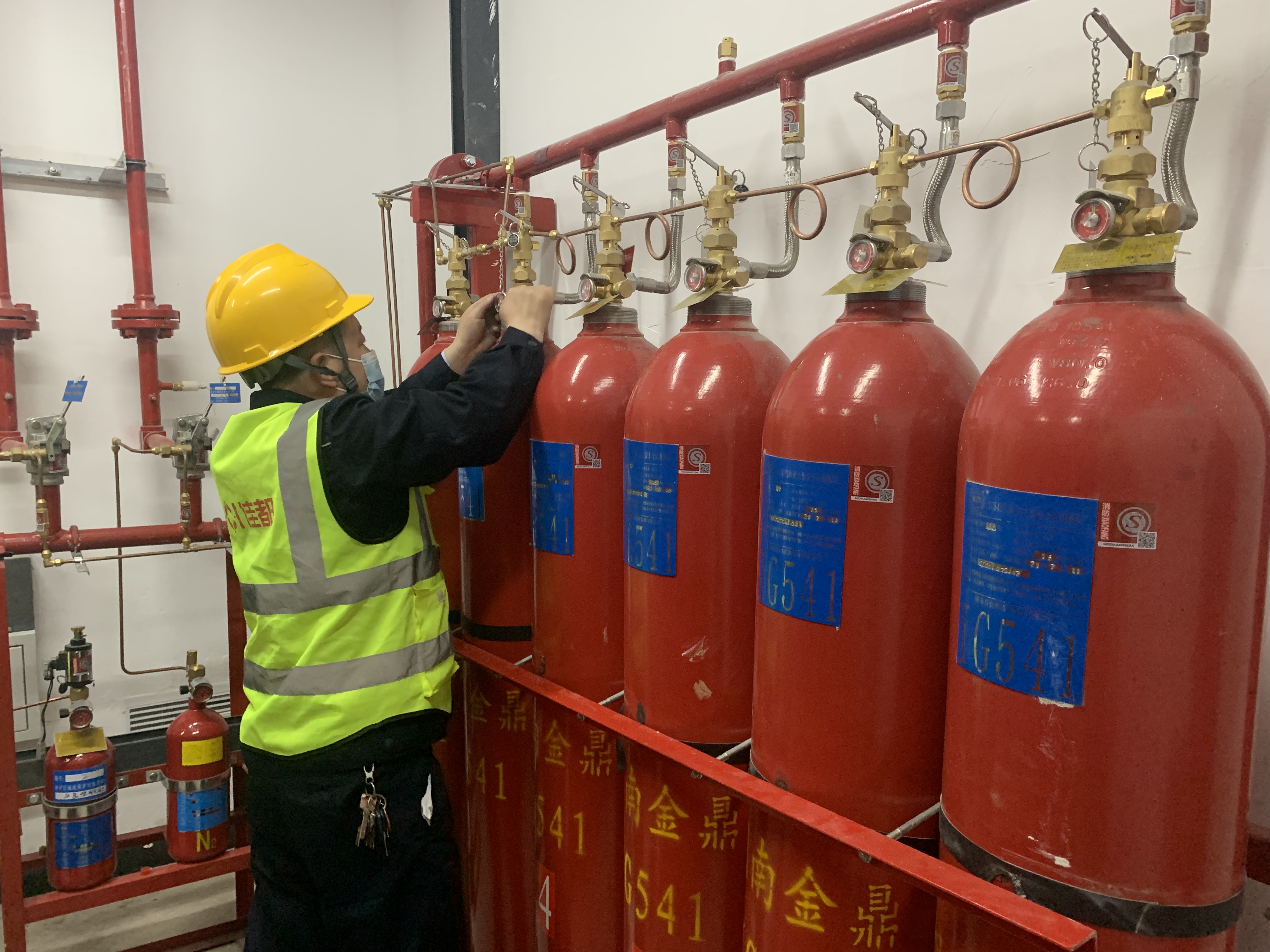 消防气瓶检测公司告诉你，地铁气体灭火设备检测有什么难点？